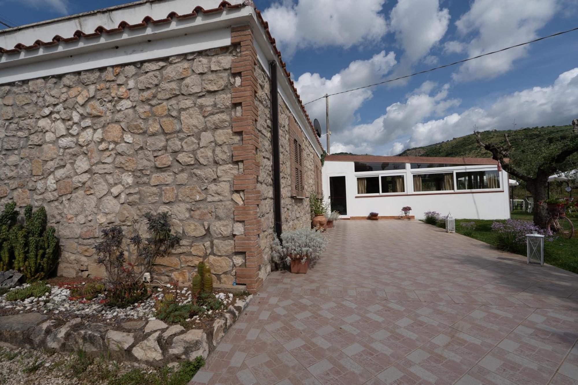 Casale Rufo Bauernhof Sonnino
